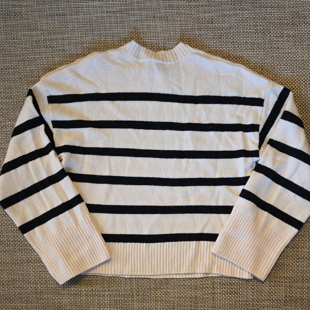 PAIGE Zofia Wool Sweater - Picture 7 of 8